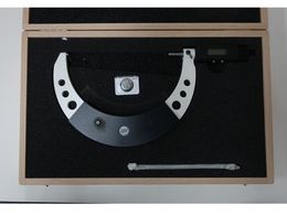 GXR fW^}CN[^[ 175-200mm EA725EF-8