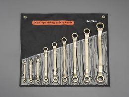 �G�X�R �߂��˃����`�Z�b�g �m���X�p�[�L���O 9�_ EA643BD-109