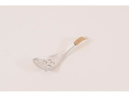 J_ kan A~  Q  000022