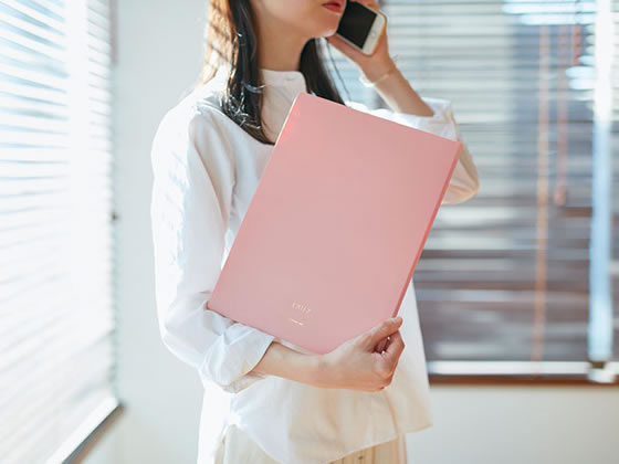 キングジム Emilyクリアーファイルa4ピンクポケット Ey1ヒン Ey1ﾋﾝが232円 ココデカウ