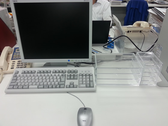 スマイル アクリル収納ケース 3段 が1 527円 ココデカウ スマイル アクリル収納ケース 3段 が1 527円 ココデカウ