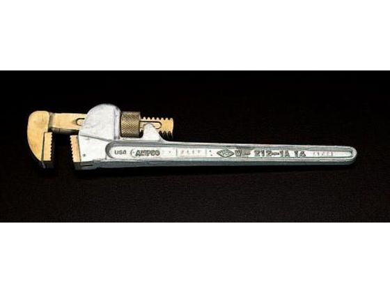 エスコ パイプレンチ ノンスパーキング 250mm 25mm EA642HA-10 エスコ パイプレンチ ノンスパーキング 250mm 25mm EA642HA-10