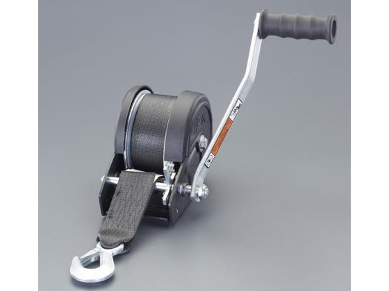●引張能力：８６２ｋｇ●最大巻取長さ：７．１４ｍｍ×１４．９ｍ●ギア比：５．４：１●重量（ｋｇ）：５．９●ドラム幅：６２ｍｍ●アメリカ製●柔らかく握りやすいソフトグリップハンドル●傷や埃を防止する両側