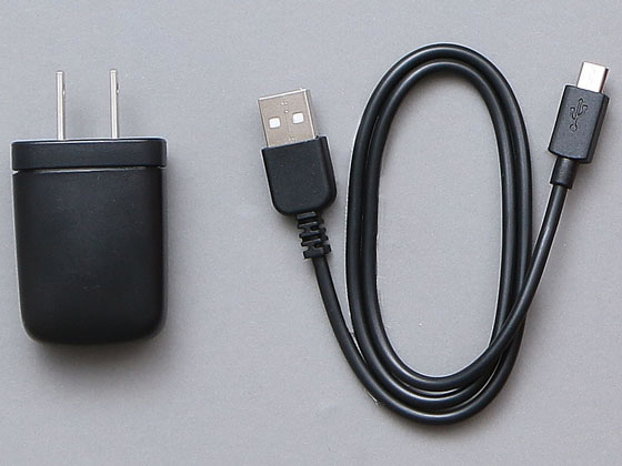 アイリスオーヤマ LEDスティックライト 充電式 500lm 充電器付き アイリスオーヤマ LEDスティックライト 充電式 500lm 充電器付き