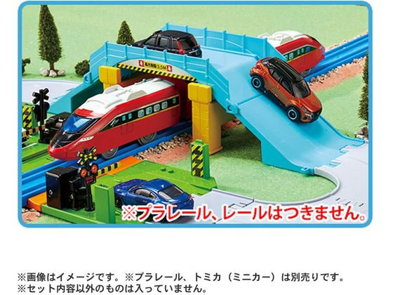 タカラトミー トミカタウン 踏切・陸橋・交差点どうろセットが
