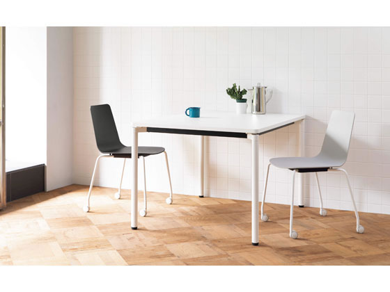 コクヨ ミケット 会議椅子 塗装脚 4本脚 座パッドなし PPシート ホワイトターコイズ×ホワイト 1脚(メーカー直送) 中古ミケットチェア K03S-2-MY31 コクヨ⁄KOKUYO スタッキングチェア