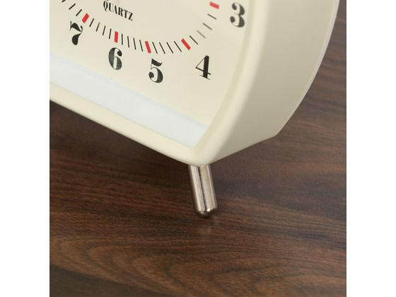 不二貿易 置時計レトロ ホワイト 37714が1,903円 通販【ココデカウ