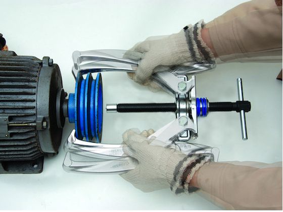 スーパー ギヤープーラG型 オートグリップ式 D(被引抜き物の直径):80～200 G200S
