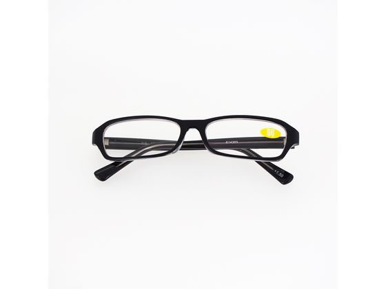 ●老眼鏡サイズ：幅１４５×高さ３０ｍｍ、テンプル長さ１３５ｍｍ●重量：２５ｇ●老眼鏡度数：弱度＋１．５度（「弱」の文字表記入り黄色シール貼付）●フレームカラー：ブラック●材質：アクリル（単焦点クリアー